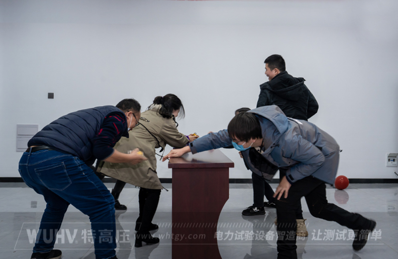 不忘初心，再創(chuàng)輝煌&mdash;&mdash;武漢特高壓2023年度年會(huì)現(xiàn)場(chǎng)！(圖17)
