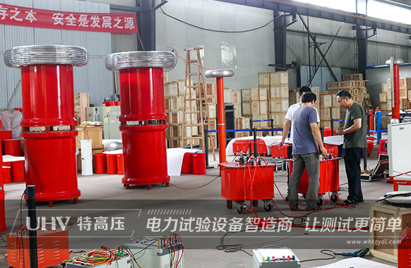 山路險峻，特高壓電力護(hù)航電網(wǎng)腳步不停(圖1)