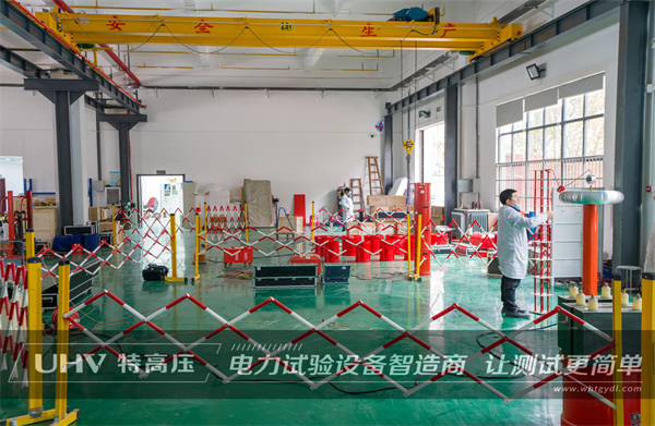 特高壓售后團(tuán)隊(duì)&ldquo;冒高溫,戰(zhàn)酷暑&rdquo;，為江蘇客戶提供技術(shù)支持！(圖4)