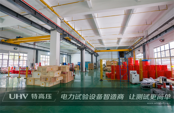 特高壓售后團(tuán)隊(duì)&ldquo;冒高溫,戰(zhàn)酷暑&rdquo;，為江蘇客戶提供技術(shù)支持！(圖5)